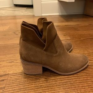 BP ankle boots